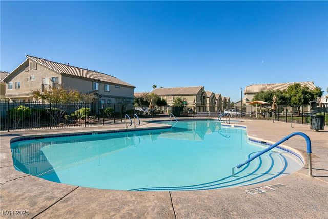 5960 Trickling Descent Street 101, Henderson, NV 89011