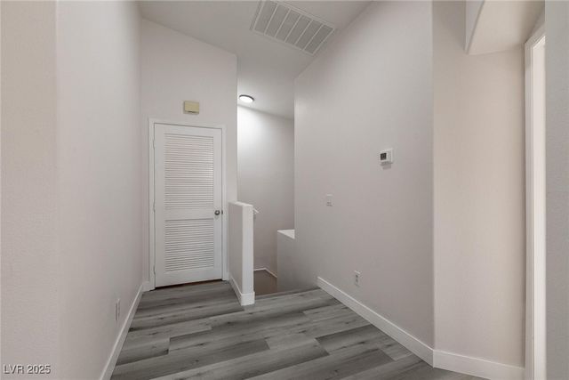 5960 Trickling Descent Street 101, Henderson, NV 89011