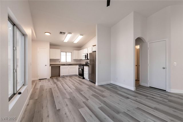 5960 Trickling Descent Street 101, Henderson, NV 89011