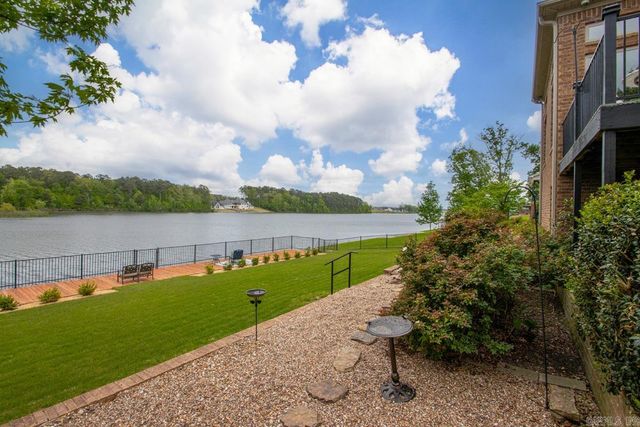 7016 WESTSHORE Avenue, Benton, AR 72019