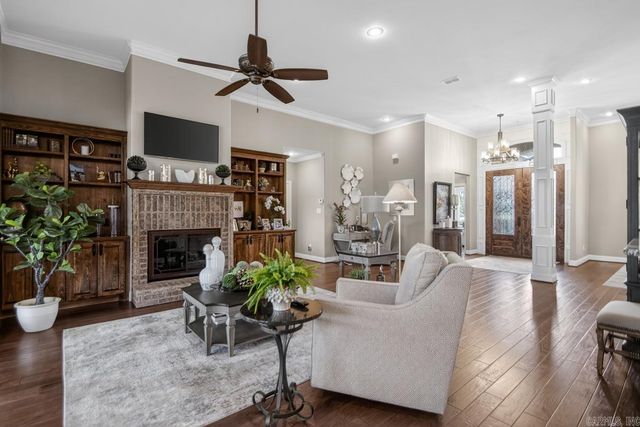 7016 WESTSHORE Avenue, Benton, AR 72019