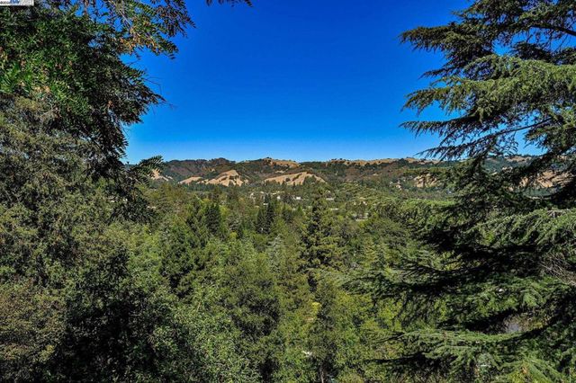 783 Solana Dr, Lafayette, CA 94549