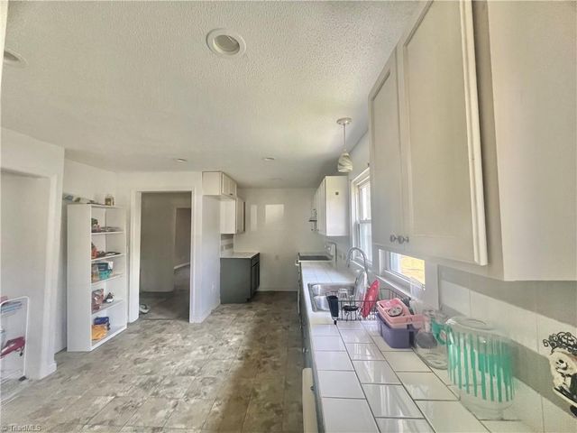 608 Unity Street, Thomasville, NC 27360