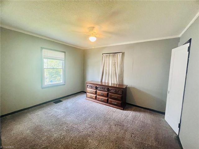 608 Unity Street, Thomasville, NC 27360