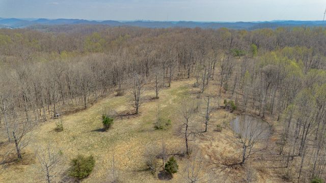 8234 Old Pond Creek Rd, Pegram, TN 37143