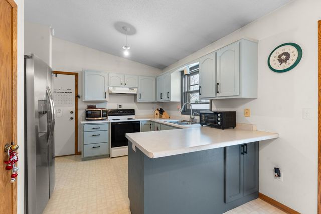 4917 25th Avenue NW, Rochester, MN 55901