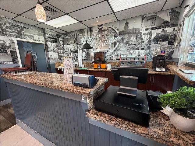 1352 E 4th Ave, Hialeah, FL 33010