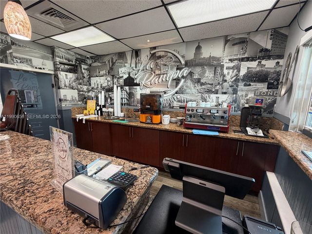 1352 E 4th Ave, Hialeah, FL 33010