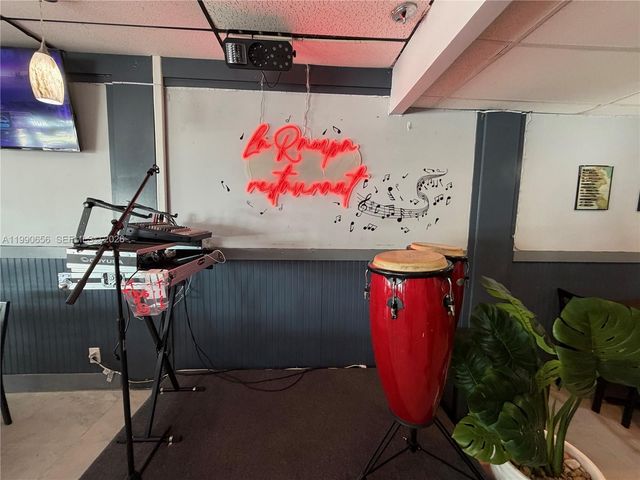 1352 E 4th Ave, Hialeah, FL 33010