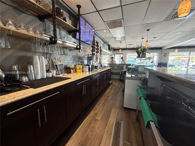 1352 E 4th Ave, Hialeah, FL 33010