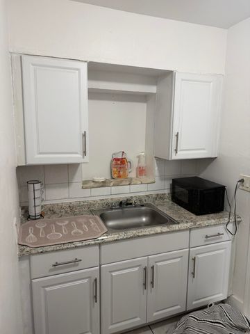 1419 NW 44TH Street 1, Miami, FL 33142