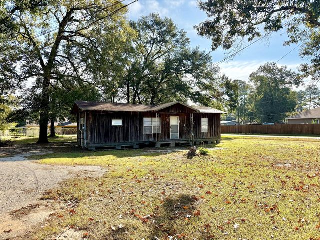 811 S Fenner Avenue, Cleveland, TX 77327