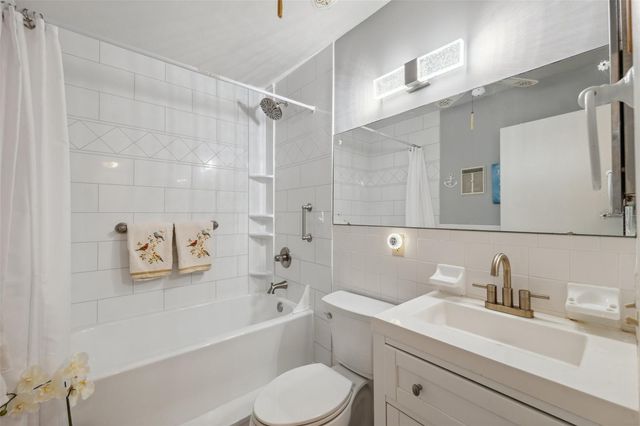 2221 SWEDISH DRIVE 55, Clearwater, FL 33763