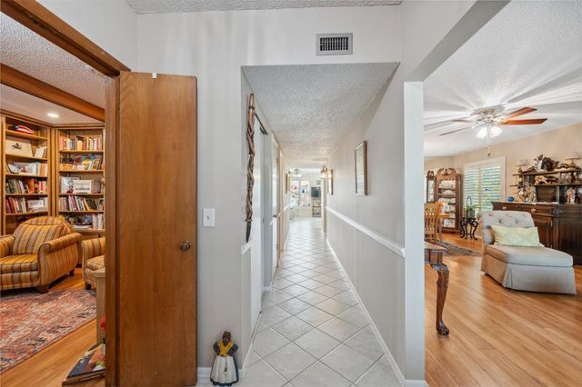 2221 SWEDISH DRIVE 55, Clearwater, FL 33763