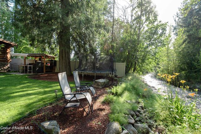 28 Creekside LN, Hope, ID 83836