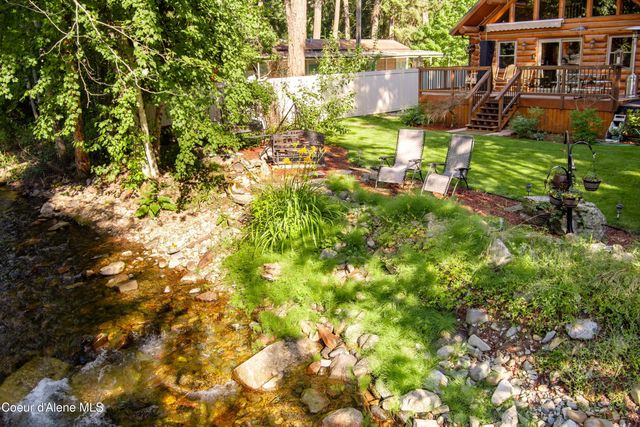 28 Creekside LN, Hope, ID 83836