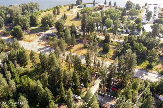 28 Creekside LN, Hope, ID 83836