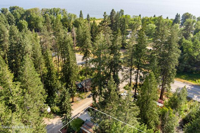 28 Creekside LN, Hope, ID 83836