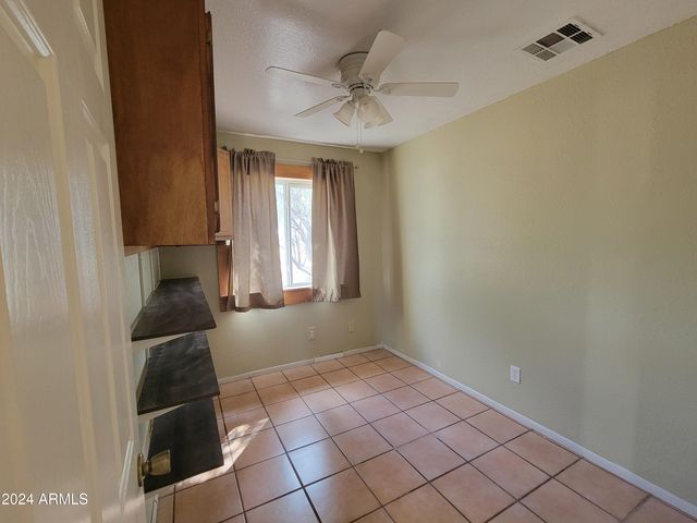 8075 E Bloomfield Road, Hereford, AZ 85615