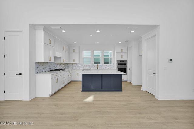 321 REFLECTIONS Avenue, Ponte Vedra, FL 32081