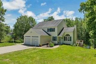 210 Kent Farm Road # 2, Hampstead, NH 03841