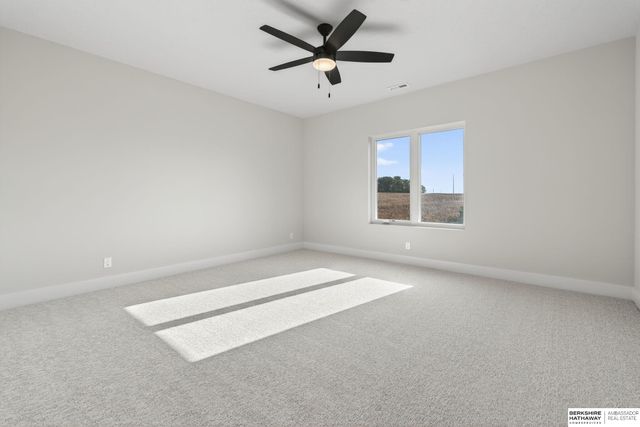 6202 N 209th Street, Elkhorn, NE 68022