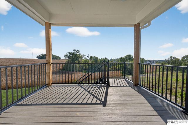6202 N 209th Street, Elkhorn, NE 68022
