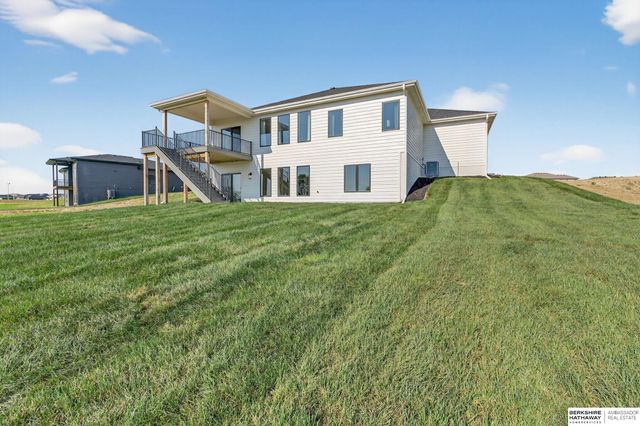 6202 N 209th Street, Elkhorn, NE 68022
