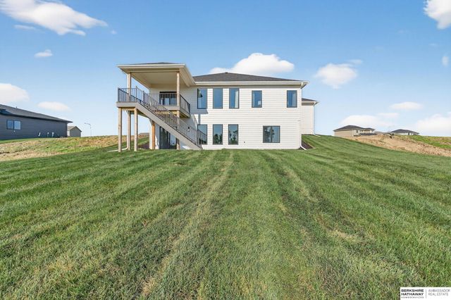 6202 N 209th Street, Elkhorn, NE 68022