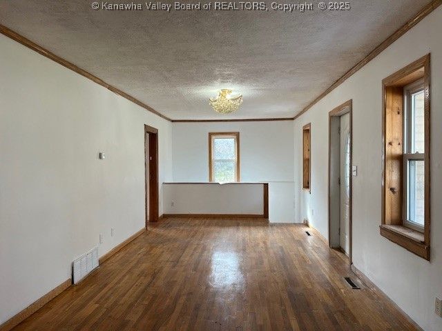 916 Lincoln Avenue, South Charleston, WV 25309