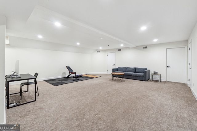 1511 Summerset Drive, Dunwoody, GA 30338
