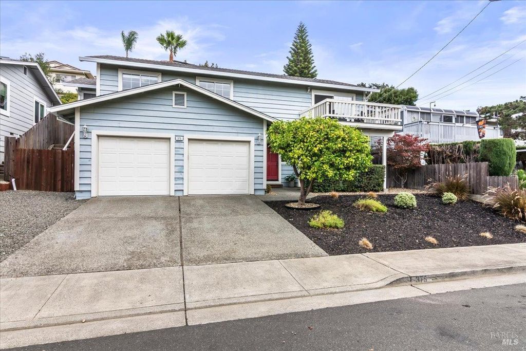 375 E O St, Benicia, CA 94510