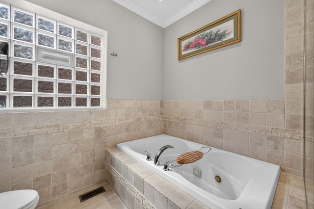 3544 N Fremont Street 4S, Chicago, IL 60657