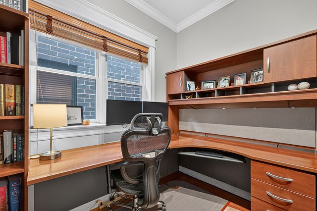 3544 N Fremont Street 4S, Chicago, IL 60657