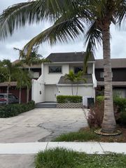 12394 Westhampton Circle, Wellington, FL 33414