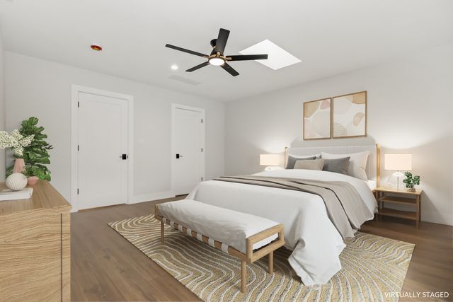 8114 S Paxton Avenue, Chicago, IL 60617