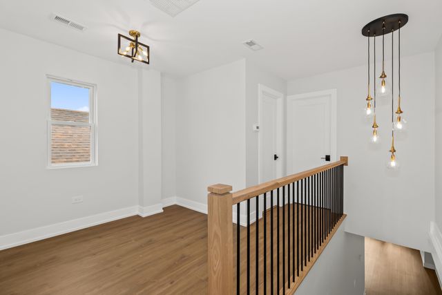 8114 S Paxton Avenue, Chicago, IL 60617