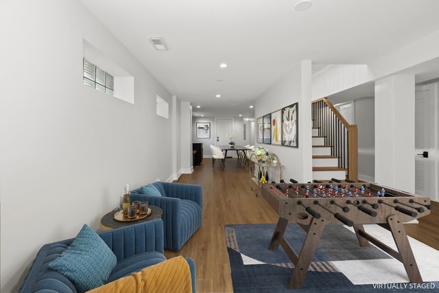 8114 S Paxton Avenue, Chicago, IL 60617