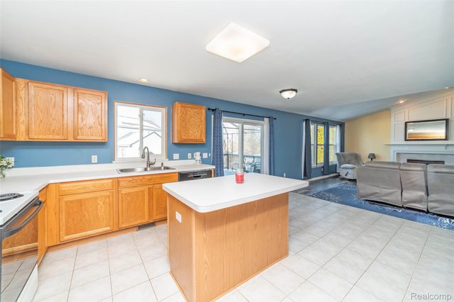 6491 Cranberry Drive, Holly Township, MI 48442