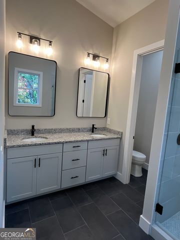 673 Autumn Ridge Drive, Clayton, GA 30525