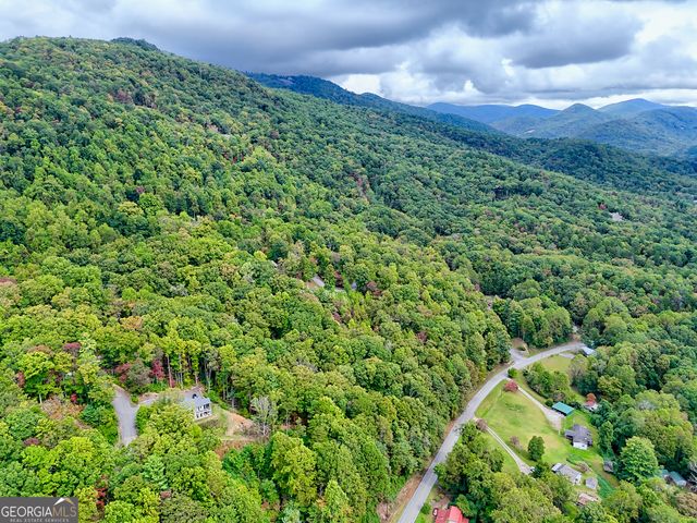 673 Autumn Ridge Drive, Clayton, GA 30525