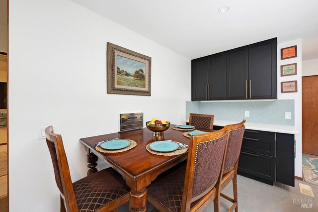 37275 Glennen Dr, Gualala, CA 95445