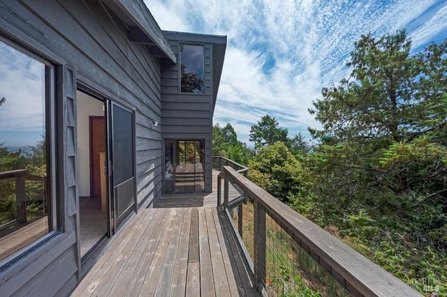 37275 Glennen Dr, Gualala, CA 95445