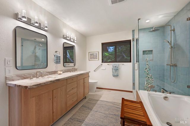 37275 Glennen Dr, Gualala, CA 95445