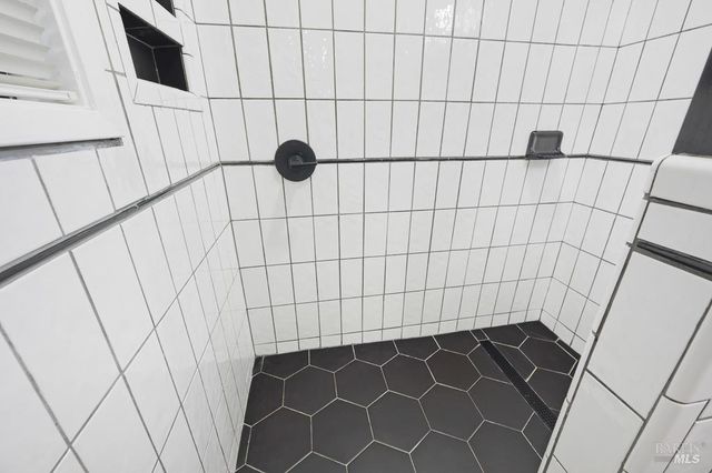 37275 Glennen Dr, Gualala, CA 95445