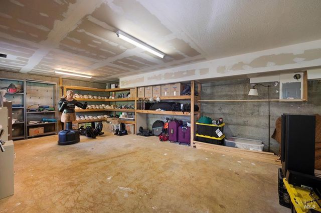 37275 Glennen Dr, Gualala, CA 95445