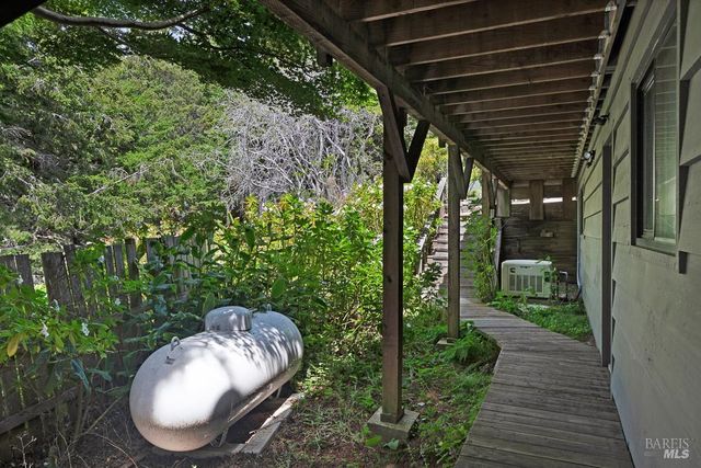 37275 Glennen Dr, Gualala, CA 95445