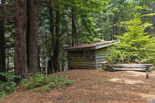 37275 Glennen Dr, Gualala, CA 95445