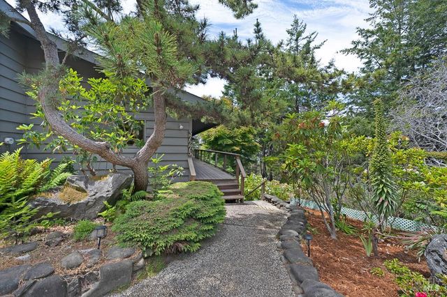 37275 Glennen Dr, Gualala, CA 95445