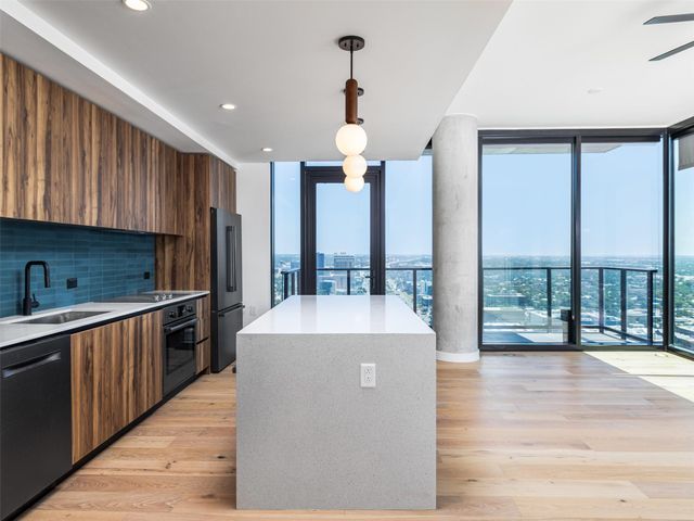 84 East Ave 3704, Austin, TX 78701